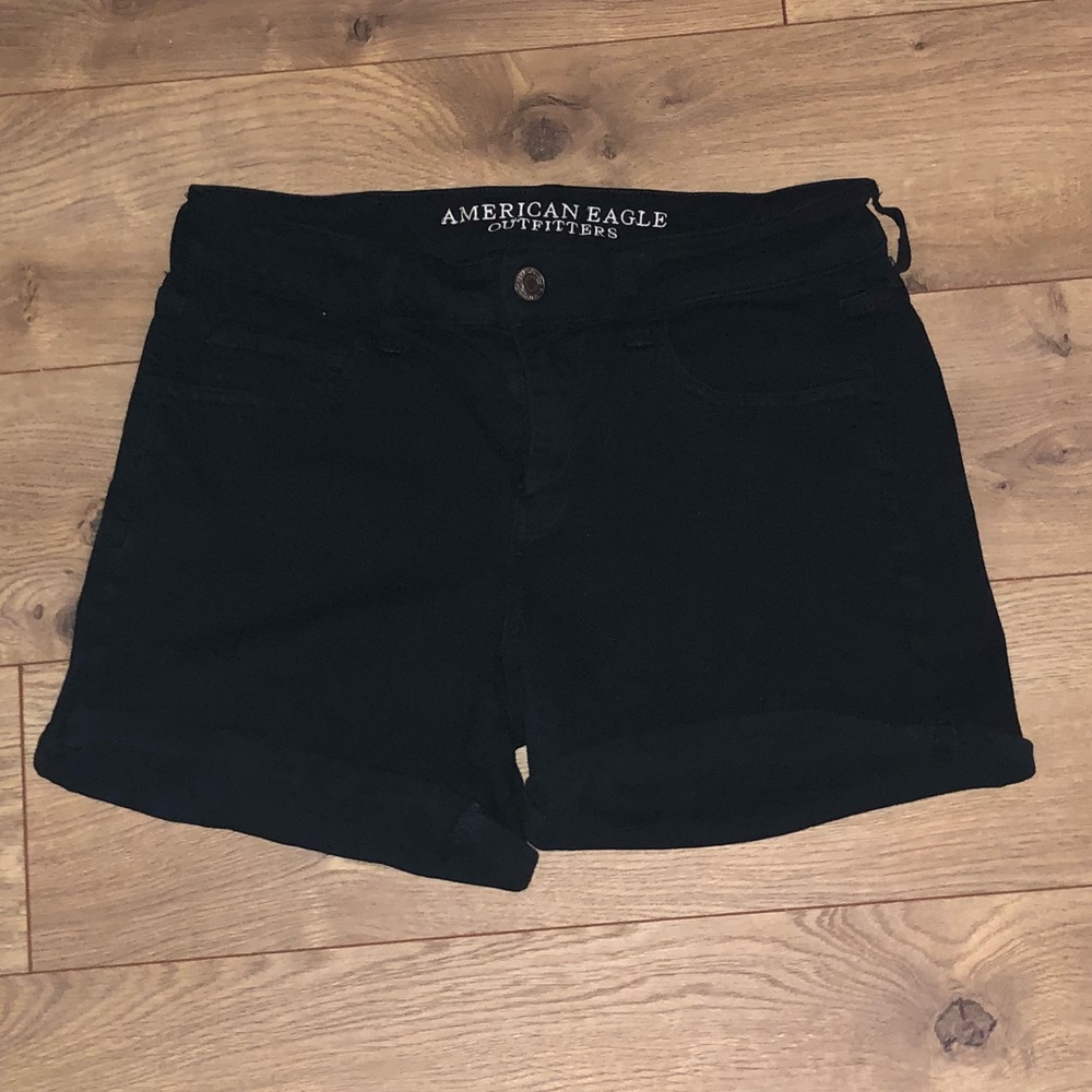 Black American Eagle midi jean shorts
